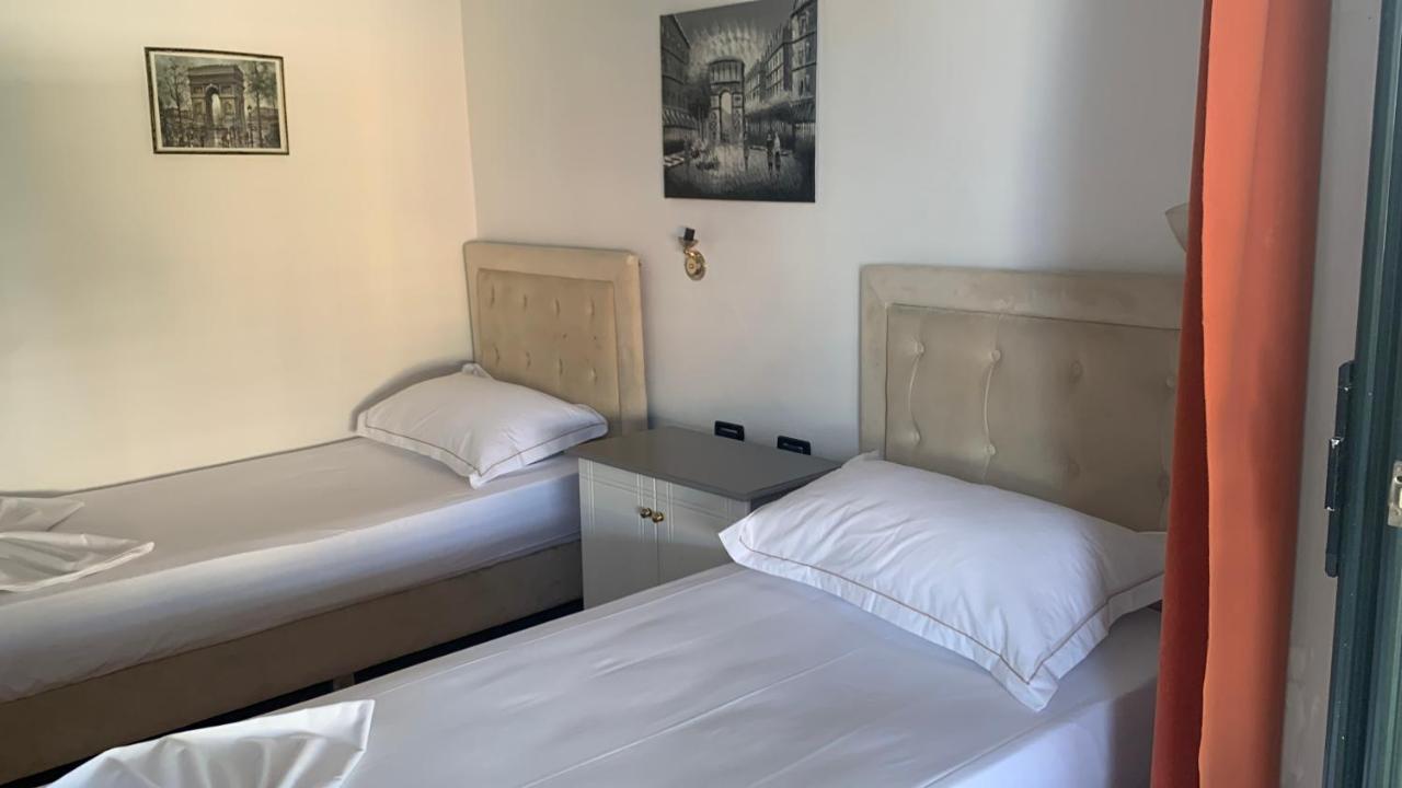 Kanina Hotel&Hostel Sarandë Eksteriør billede