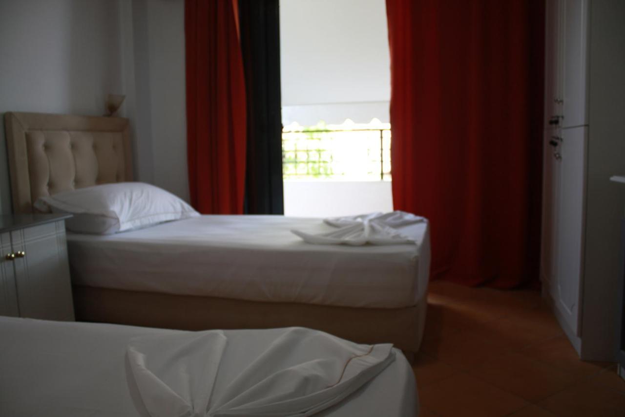 Kanina Hotel&Hostel Sarandë Eksteriør billede