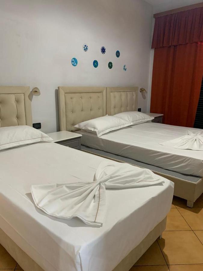 Kanina Hotel&Hostel Sarandë Eksteriør billede